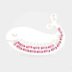 Dřevěná provlékačka - Velryba