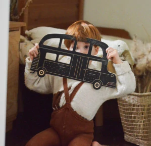 Velký dřevěný autobus - hračka a tabulka 2v1