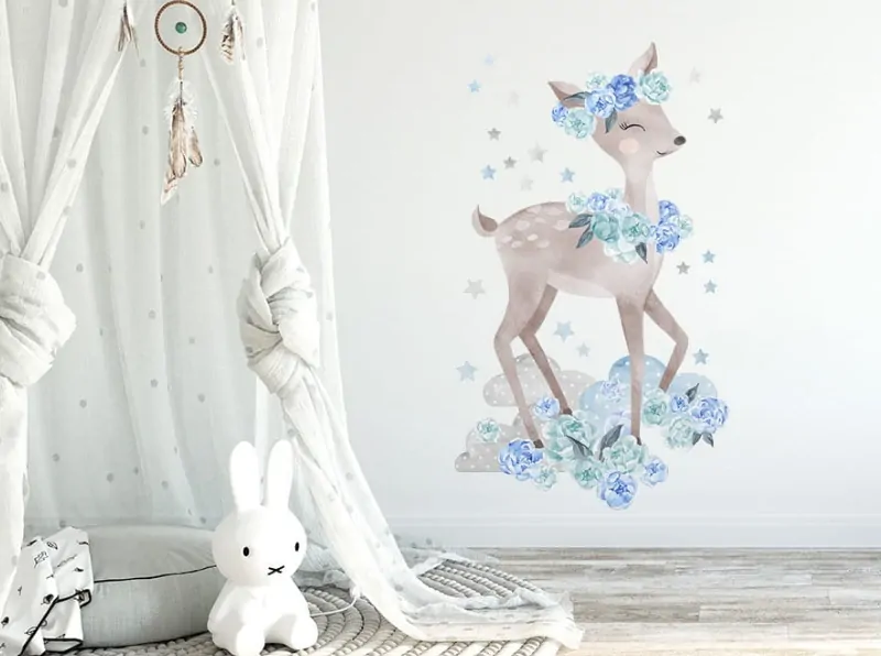 Samolepky na zeď - Srnka s pivoňkami, světle modrá