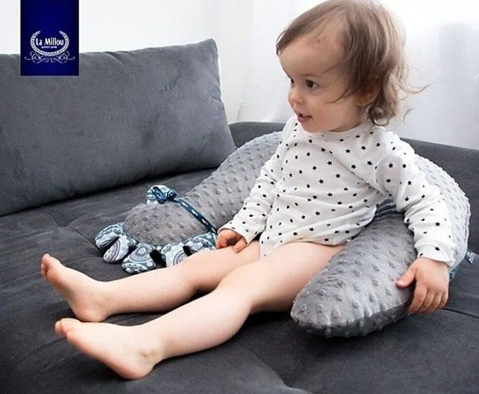 La Millou Multifunkční kojící polštář Grandma Dana´s Hen - Papaya/French Rose Jardin